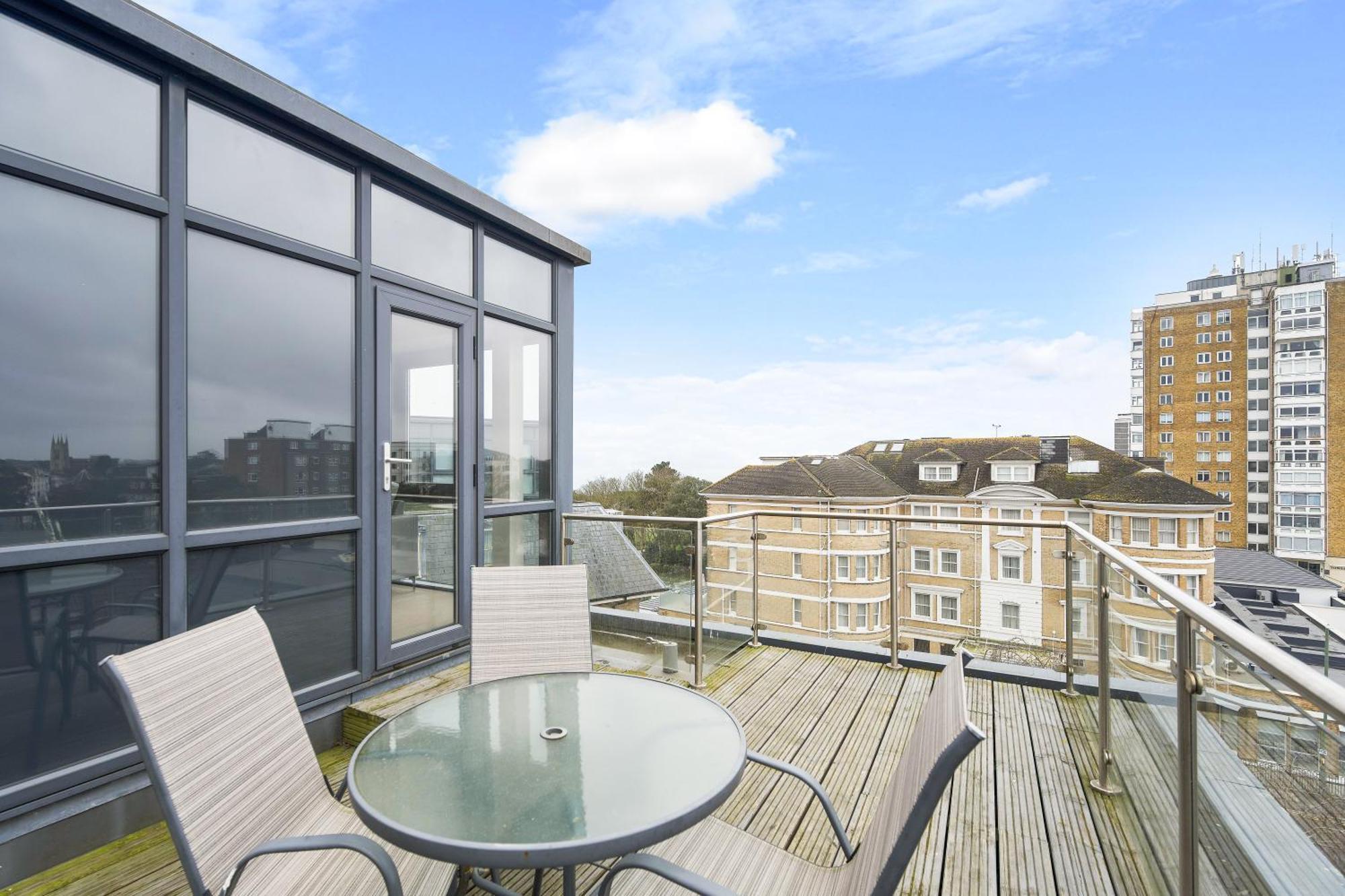 Apartamento Westcliff Penthouse With Sea Views And Balcony Bournemouth Exterior foto